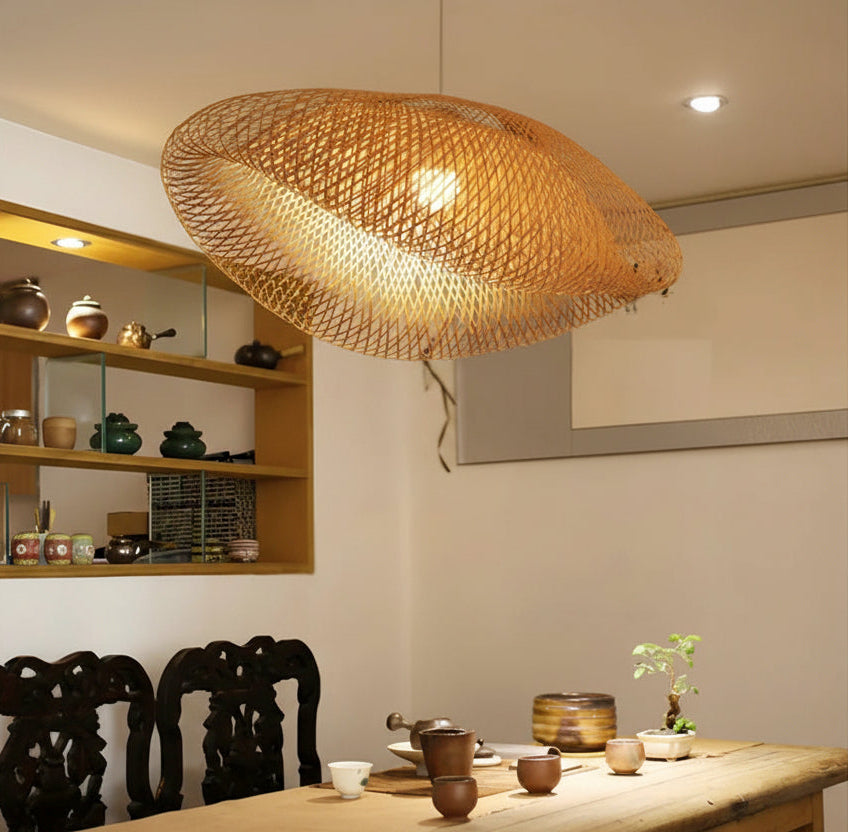Moderne hengependel i 40cm, ideell taklampe for stilfull belysning i stue eller spisestue.