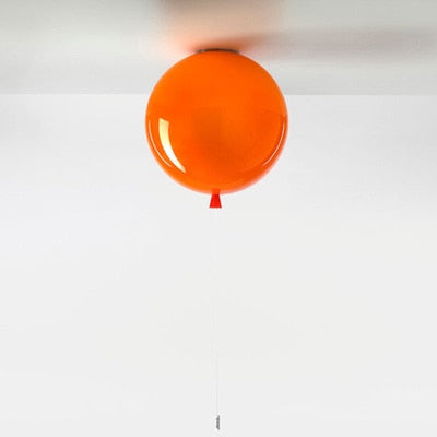 Elegant LED taklampe, minimalistisk design for moderne hjem. Passer i stue og soverom.