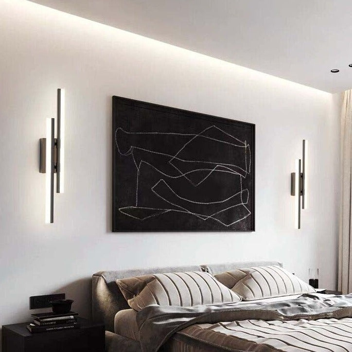 Elegant minimalistisk LED vegglampe for et moderne interiør i stuen eller soverommet.