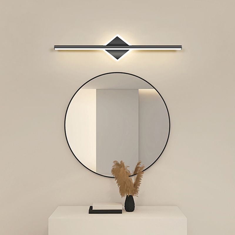 "Moderne LED vegglampe med rund og firkantet design, laget av metall og silikon, energieffektiv og stilfull."