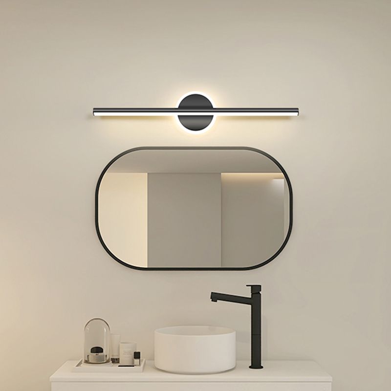 "Moderne LED vegglampe med rund og firkantet design, laget av metall og silikon, energieffektiv og stilfull."