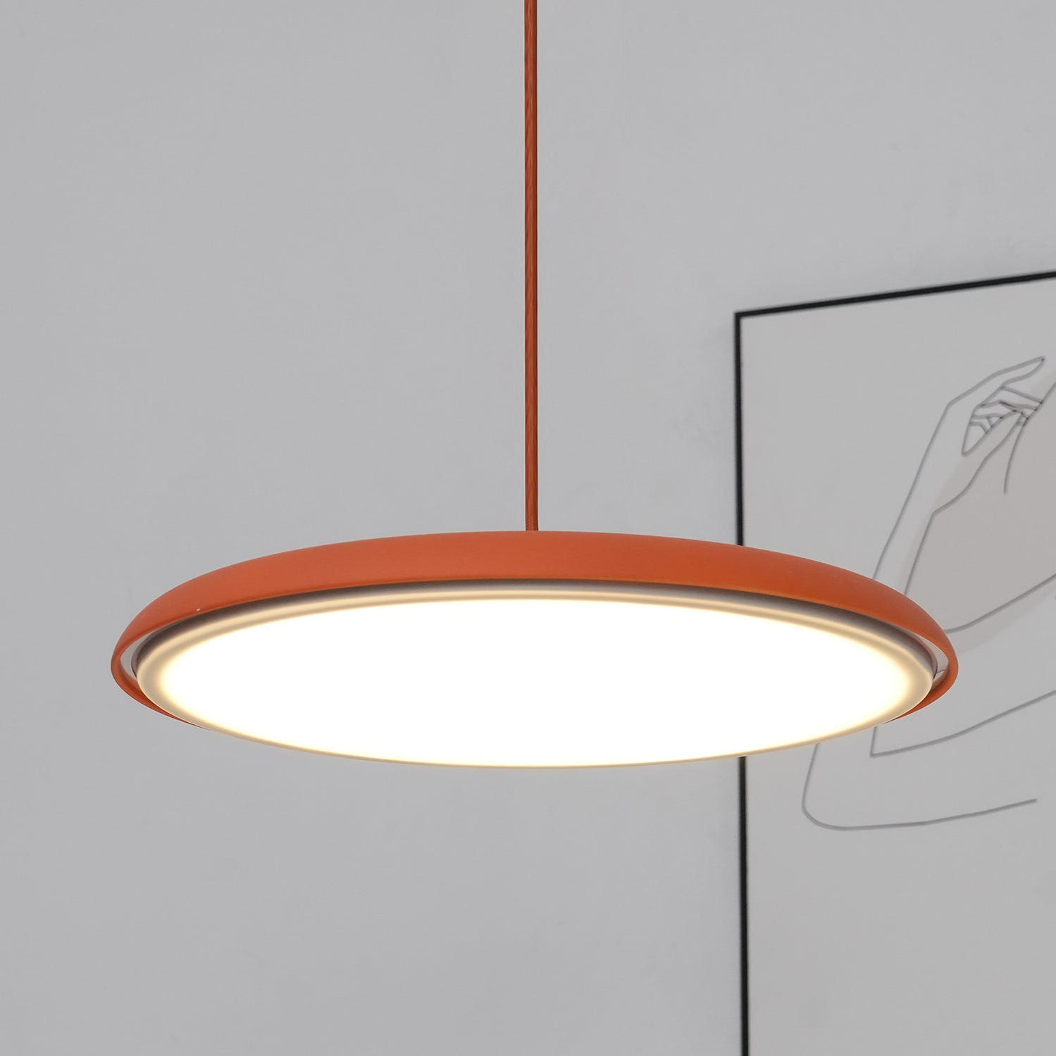 "Moderne pendellampe i flere farger, sofistikert minimalisme. Luksuriøst design, perfekt for interiør, energibesparende."