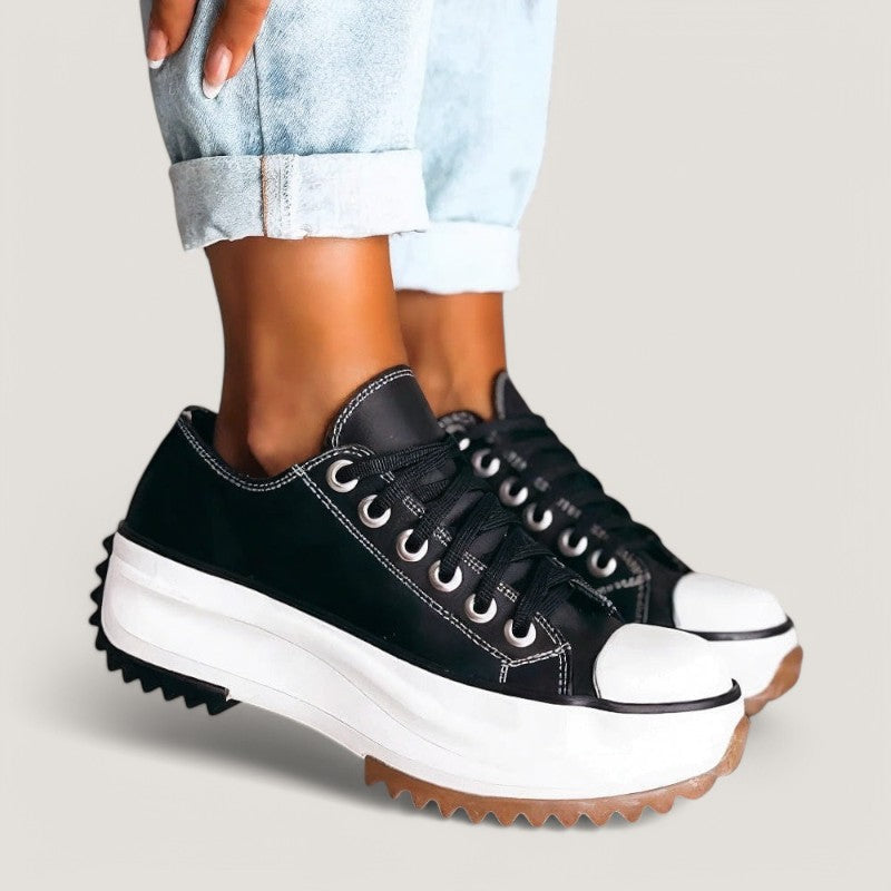 Komfortable plattform sneakers for kvinner, kombinerer moderne stil og fottøy for en trendriktig look.
