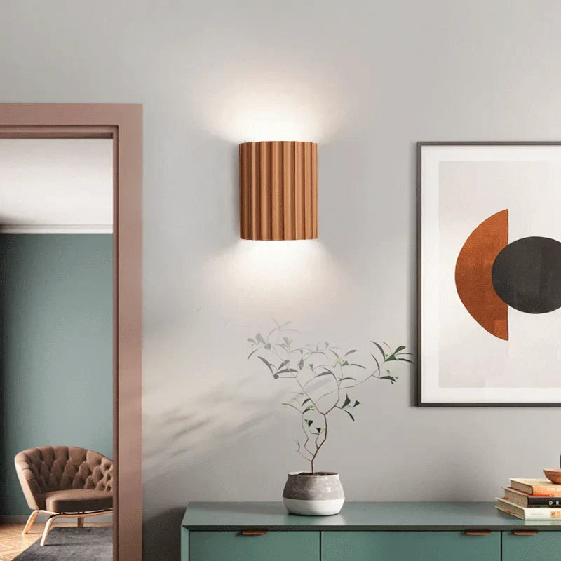 Elegant LED-vegglampe med moderne design, perfekt belysning for ditt interiør.