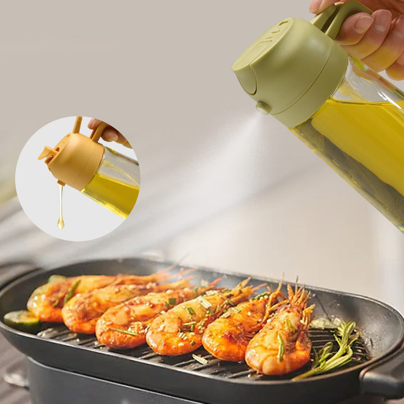 "Multifunksjonell glass oljesprøyte og dispenser; elegant design, 470 ml kapasitet, rustfritt stål detaljer."