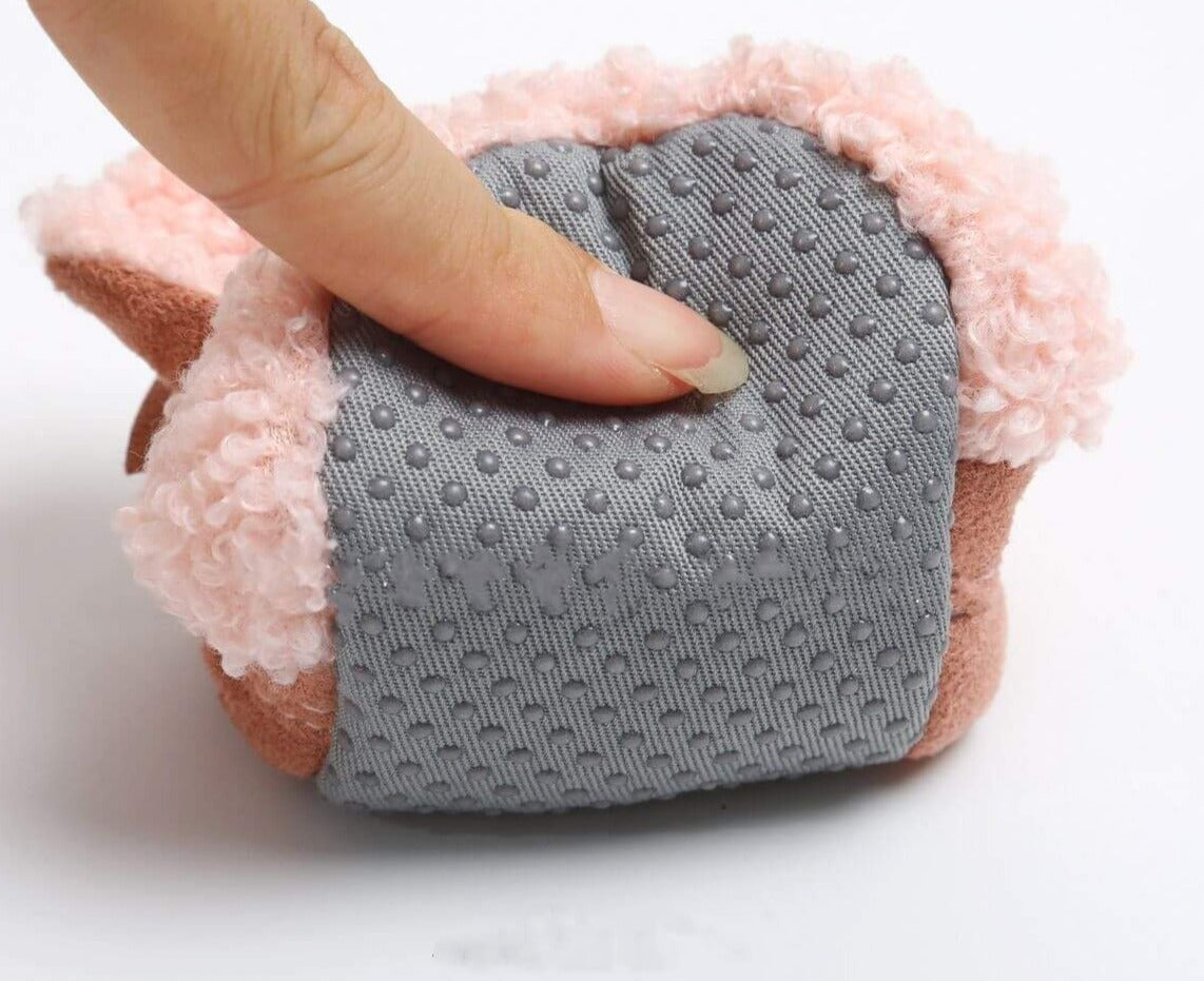 Babytilbehør: babysko med lammedesign, myk bomull for de første, trygge skrittene