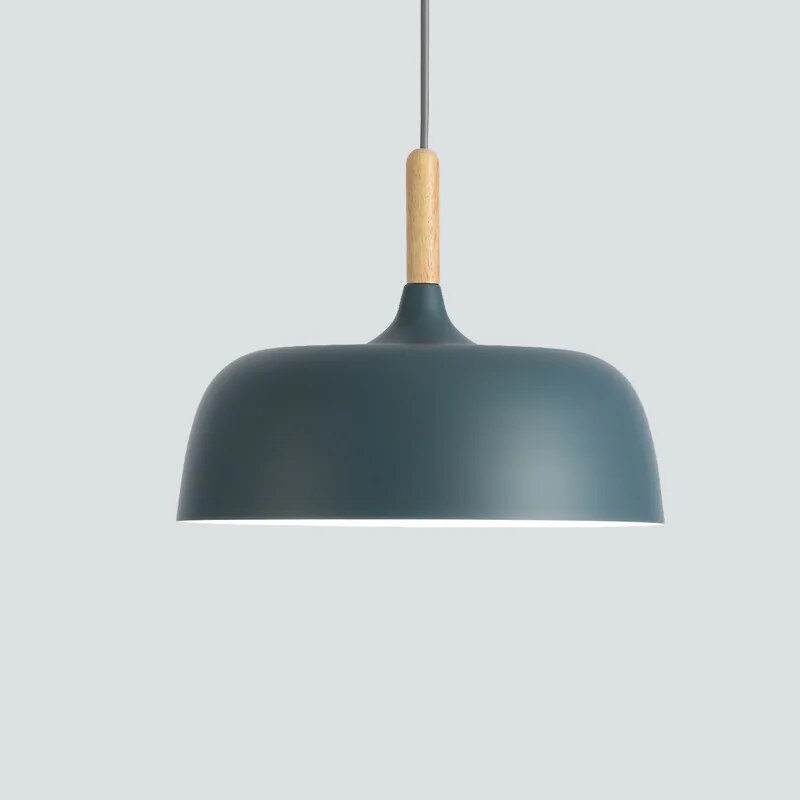 "Nordisk LED-pendellampe med elegant design, tilgjengelig i flere farger som hvit, svart, grønn, blå, gul og rosa."