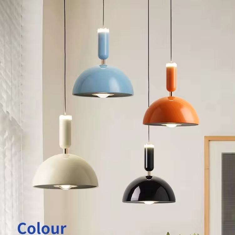 "Nordisk Macaron LED pendellampe i moderne design, minimalistisk stil, tilgjengelig i flere farger, ideell for stuen."