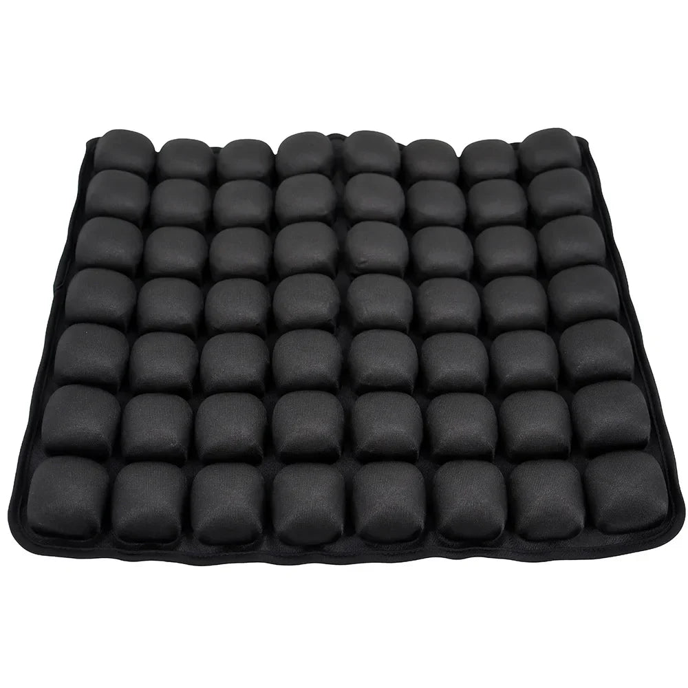 Komfortabel og ergonomisk stolpute. Justerbar for optimal støtte og avlastning i hverdagen.