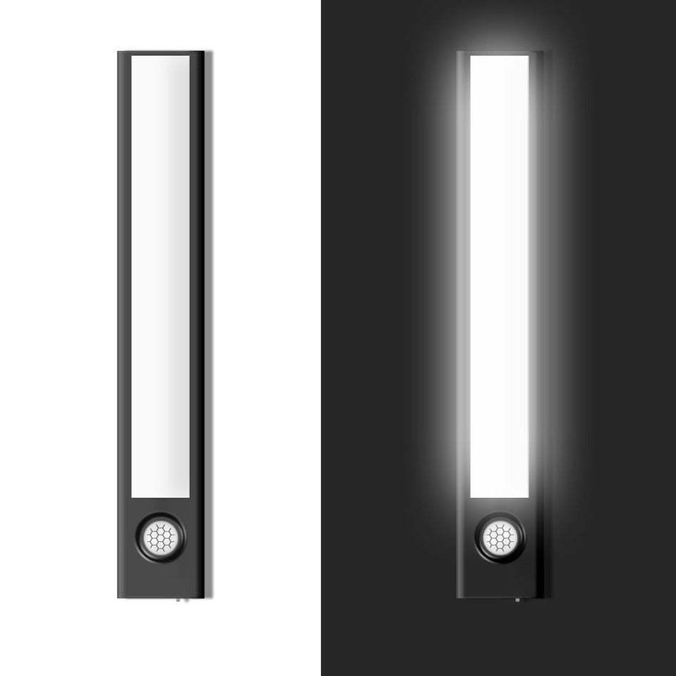 Oppladbart LED-sensorlys med bevegelsessensor for gang eller kjøkken, trådløst aluminiumsdesign.