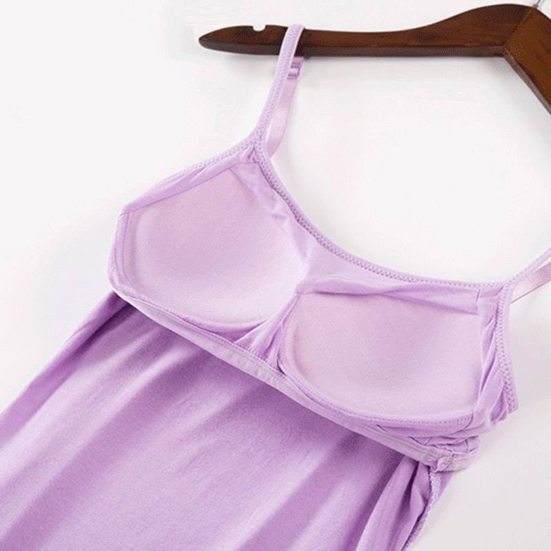 Klassisk polstret cami tanktopp for kvinner, et must-have basisplagg for garderoben.