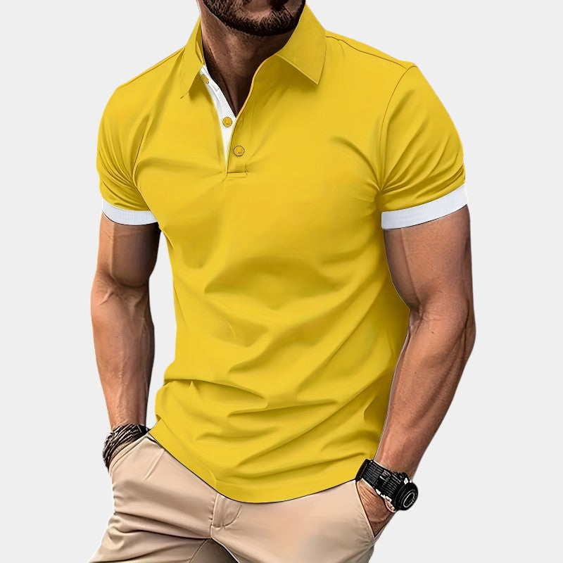 Stilig herre golfskjorte med korte ermer, pustende polyester, justert for optimal komfort.