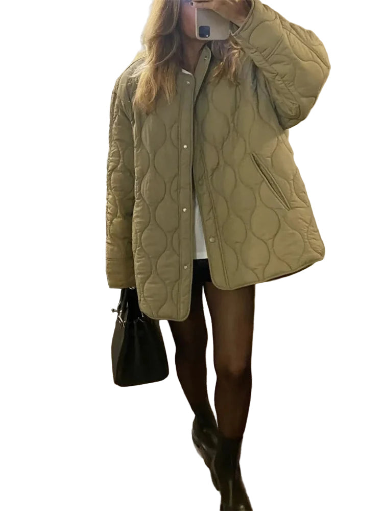 Quiltet oversized dame vinterjakke i komfortabel passform. Perfekt casual ytterplagg for kaldt vær.