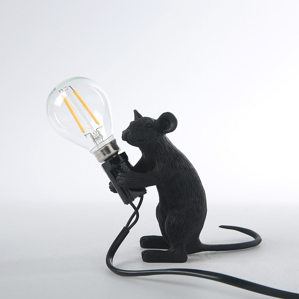 Dekorativ designlampe, en søt muselampe som gir mykt LED-lys. Ideell for koselig atmosfære.