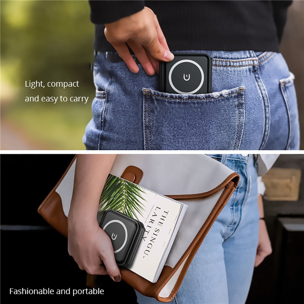 Visning av åpen 3-i-1 trådløs lader med magnetisk feste, klar til bruk med telefon og klokke.