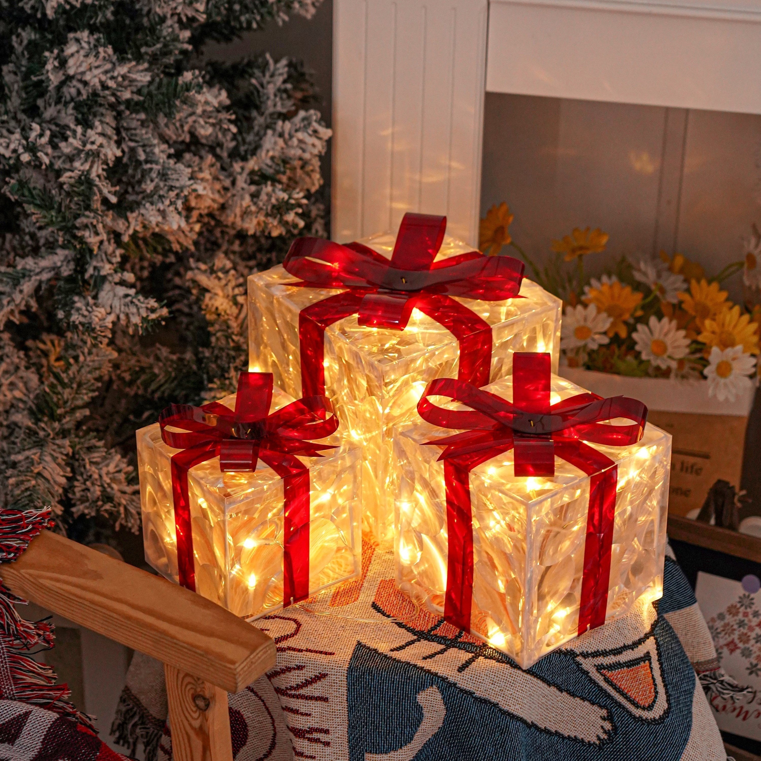 Dekorative opplyste juleesker (3 stk) med LED-belysning, egnet som innendørs eller utendørs juledekor.