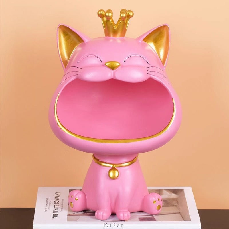 Lykke Katt statue med vinkende pote, en tradisjonell Maneki Neko figur for lykke og velstand.