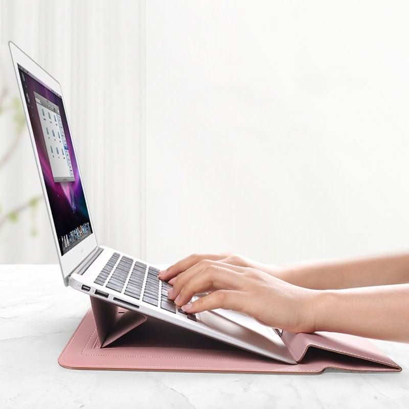 Laptop-sleeve med støtbeskyttelse, vanntett overflate og innebygd stativ; ideell for jobb og studier.