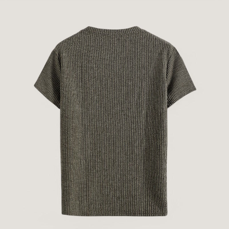 Allsidig herre t-skjorte med jacquard-mønster. Kortermet, komfortabel passform, ideell for moderne herremote.