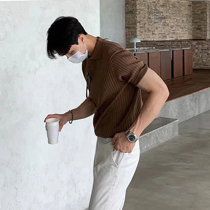Komfortabel, strikket slim fit polo skjorte for menn. Ideell for hverdag og en moderne sommerlook.