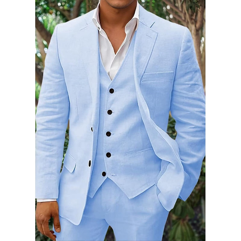 "Stilig 3-delt linsesett for menn med blazer, vest og bukser i delikat farge, perfekt for formelle anledninger."
