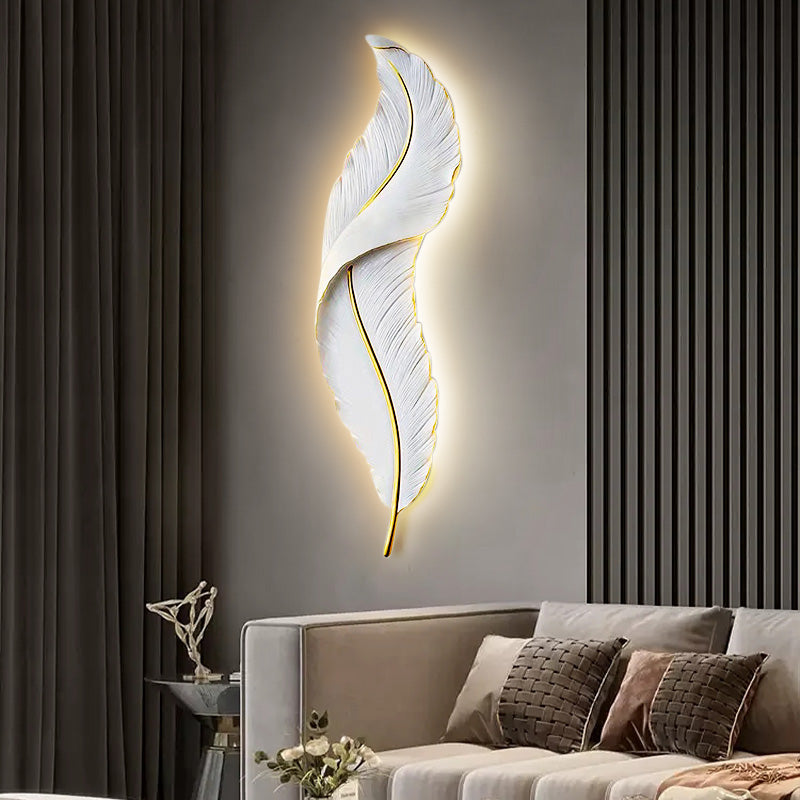 "Stilig LED-vegglampe i moderne design, justerbart lys, ideell for minimalistisk interiør, skaper varm atmosfære."