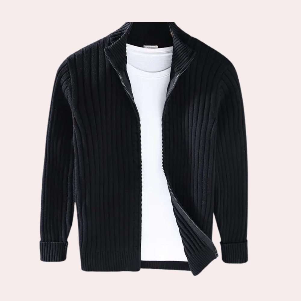 "Stilig strikket cardigan med glidelås, for menn. Farger: grå, svart, mørkegrå, mørkeblå. Tidløst design."