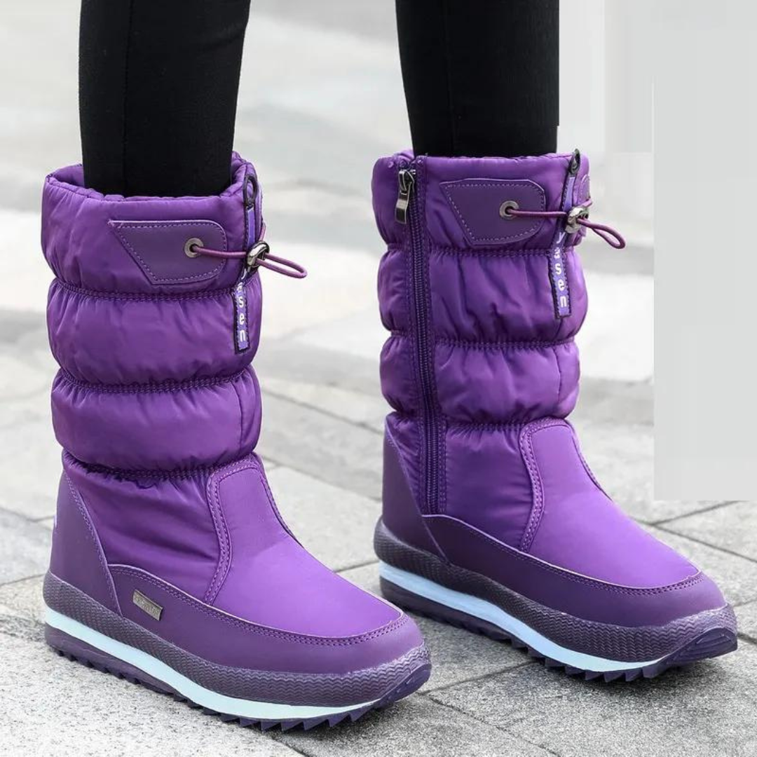 "Stilige og varme vinterboots for kvinner i svart, rosa, lilla og hvit med slippsikre såler og høykvalitetsmaterialer."
