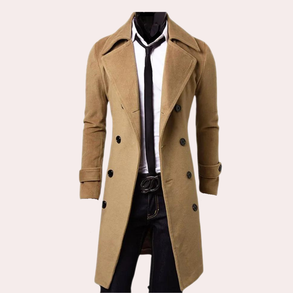 Moderne herrefrakk; dobbeltradet trenchcoat for menn. Perfekt for elegant stil i overgangssesonger.