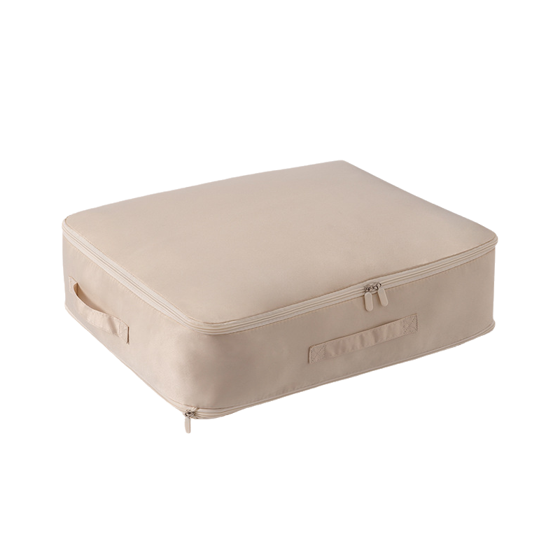 "Stor kompresjons oppbevaringspose i pustende sateng for dyner, med håndtak og glidelås for enkel transport og lagring."