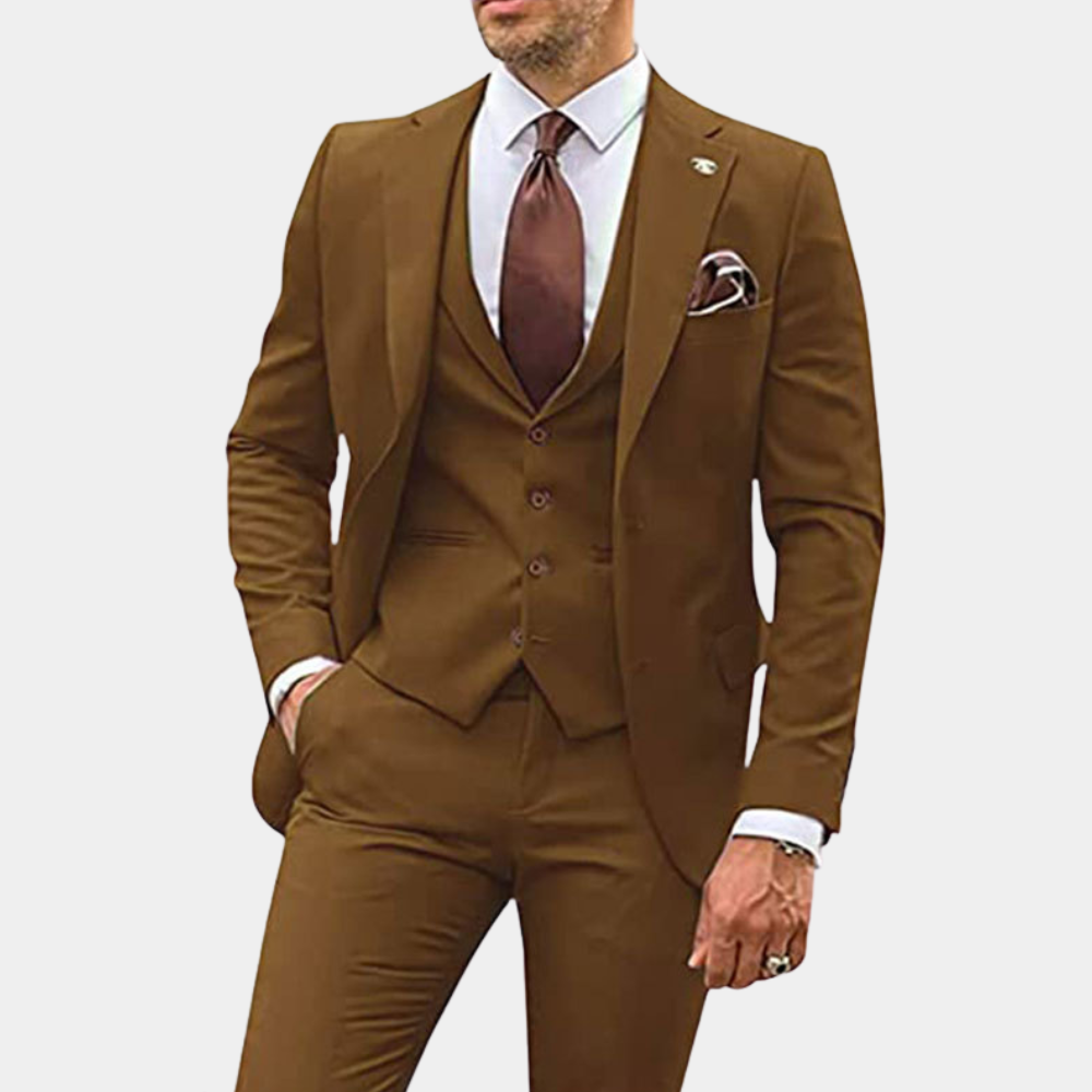 Svart, 3-delt formelt sommertøyssett for menn med blazer, vest og bukse, ideelt for elegante anledninger.