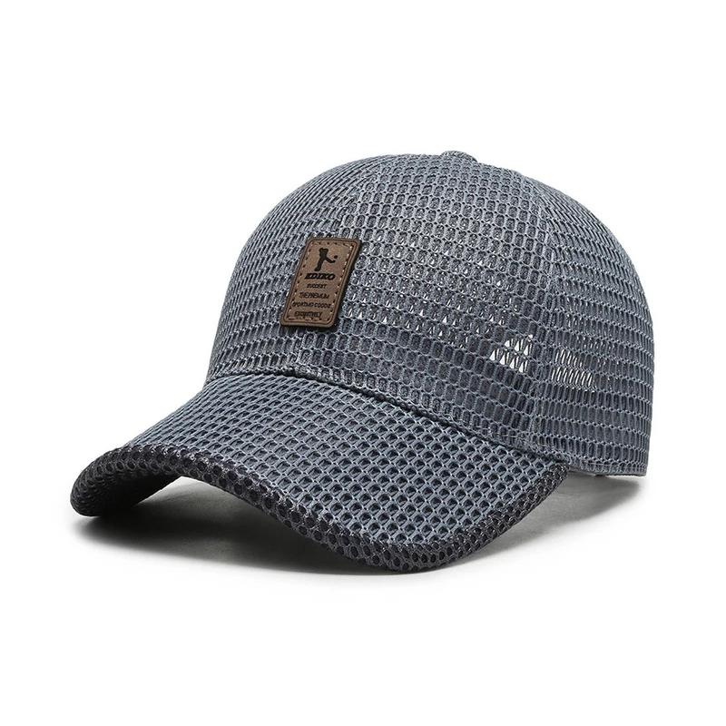 "Svart pustende mesh baseballcap med justerbar rem for perfekt passform, høy kvalitet som sikrer stil og komfort."