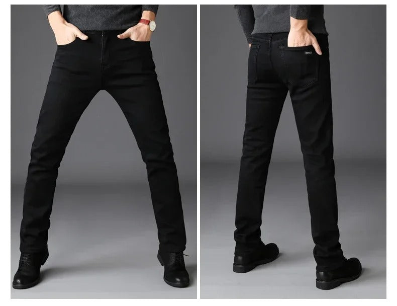 Svarte bikerjeans for menn. Slitesterke, komfortable stretchjeans med urban look.
