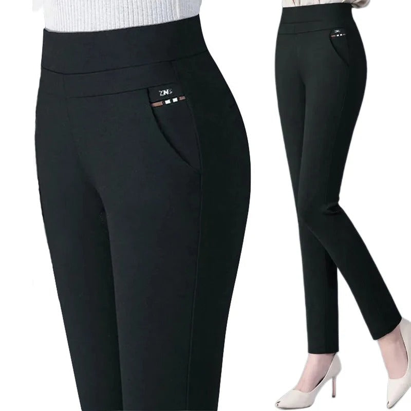 Varme, svarte damebukser med slim fit passform; ideelle vinterbukser for komfort og stil.