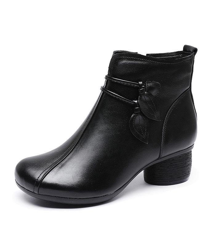 Elegante damestøvler med stabil chunky hæl og glidelås. Perfekt komfort for kalde høst- og vinterdager.