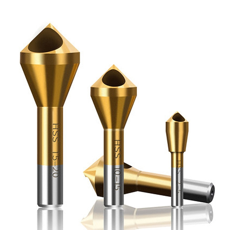 Titan forsenkende borkrone for presis tre- og metallboring. Gir flush skruer i tre og metall.