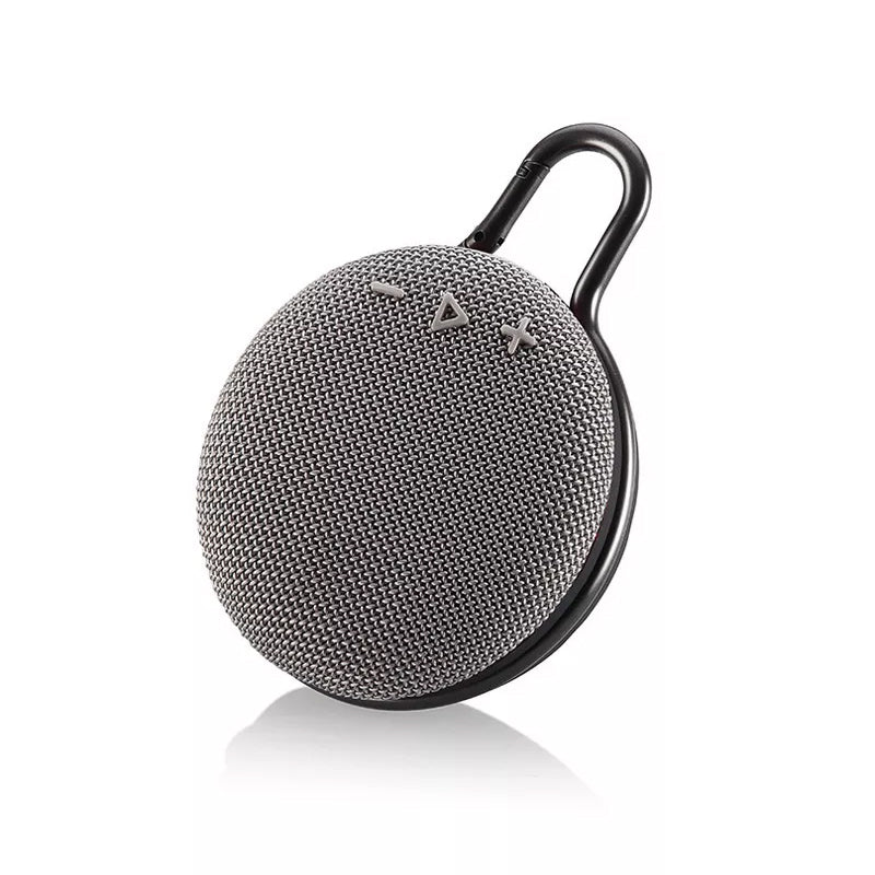 "Trådløs Bluetooth-høyttaler med kraftig bass, kompakt design, bærbar, i flere farger som blå, grå og svart"
