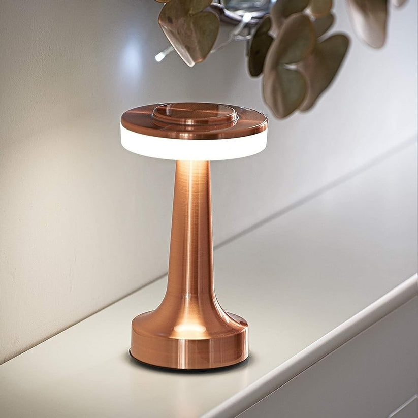 "Trådløs LED-bordlampe med berøringskontroll, elegant design i gull, rosa gull, svart eller sølv, oppladbar og bærbar."
