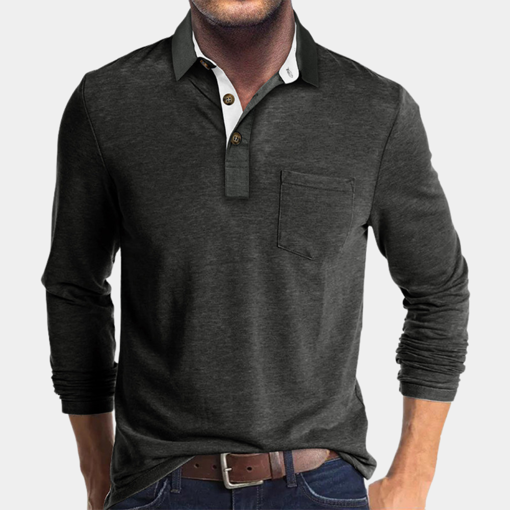 Komfortabel herrepolo for hverdagsbruk. Trendy design gjør den til en allsidig casual skjorte for menn.