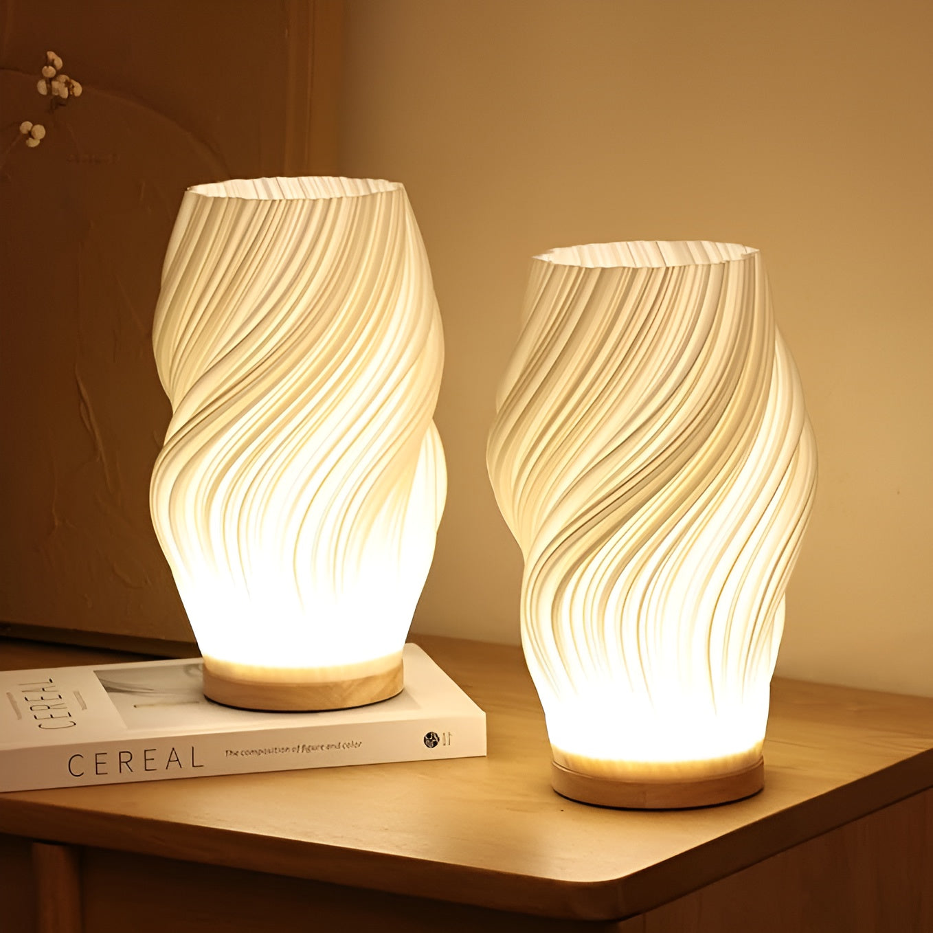 Futuristisk 3D bølge bordlampe. Dimbar LED-lys med berøringskontroll for moderne dekor og stuebelysning.