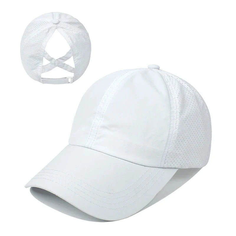 Ta med denne justerbare unisex baseballcapsen på trening eller som fritidshodeplagg i solen.