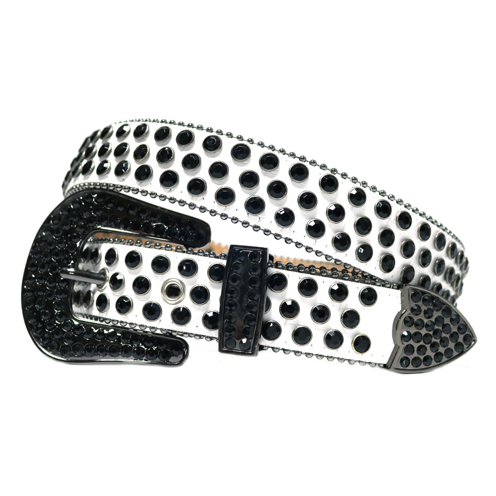 Svart imitert skinnbelte med glitrende diamanter og rhinestones, unisex, for en moderne look.