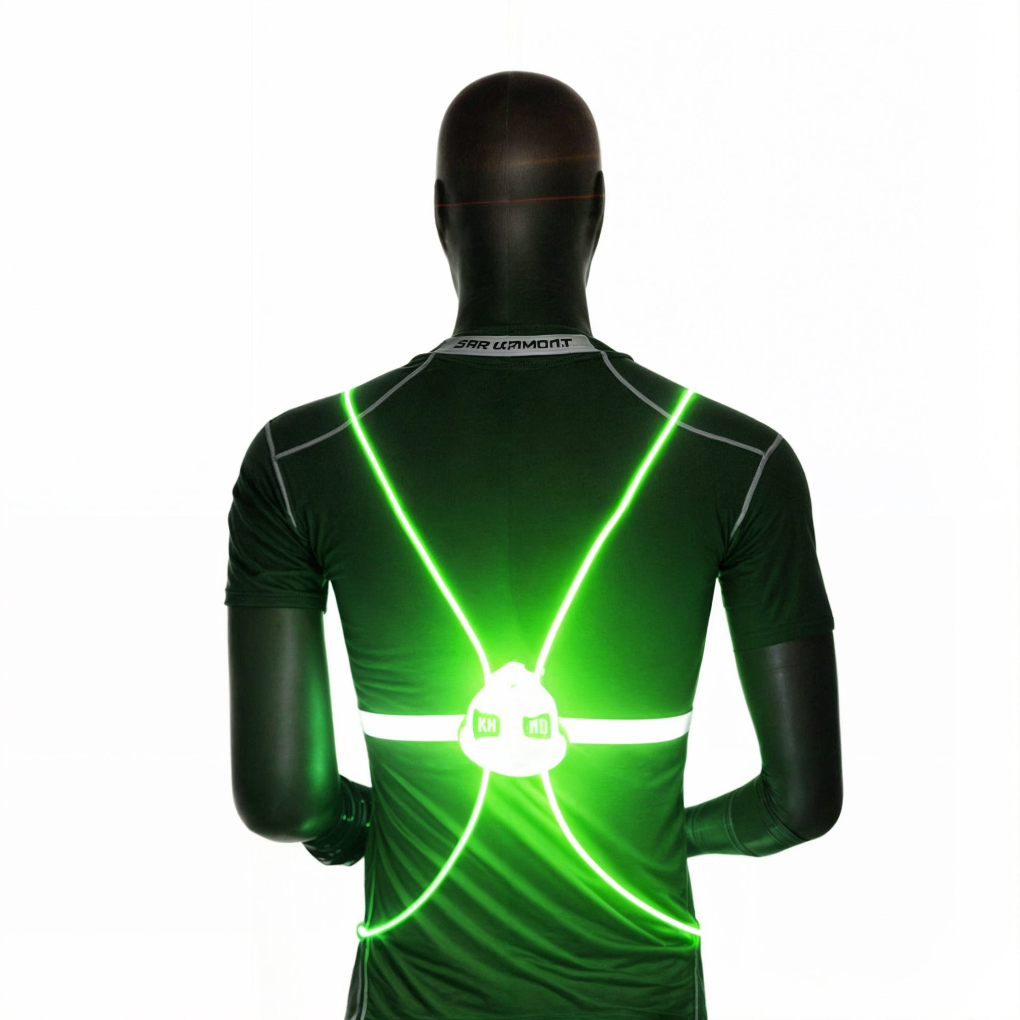 Lysende LED refleksvest sikrer synlighet og sikkerhet for løpere og syklister under nattaktivitet.
