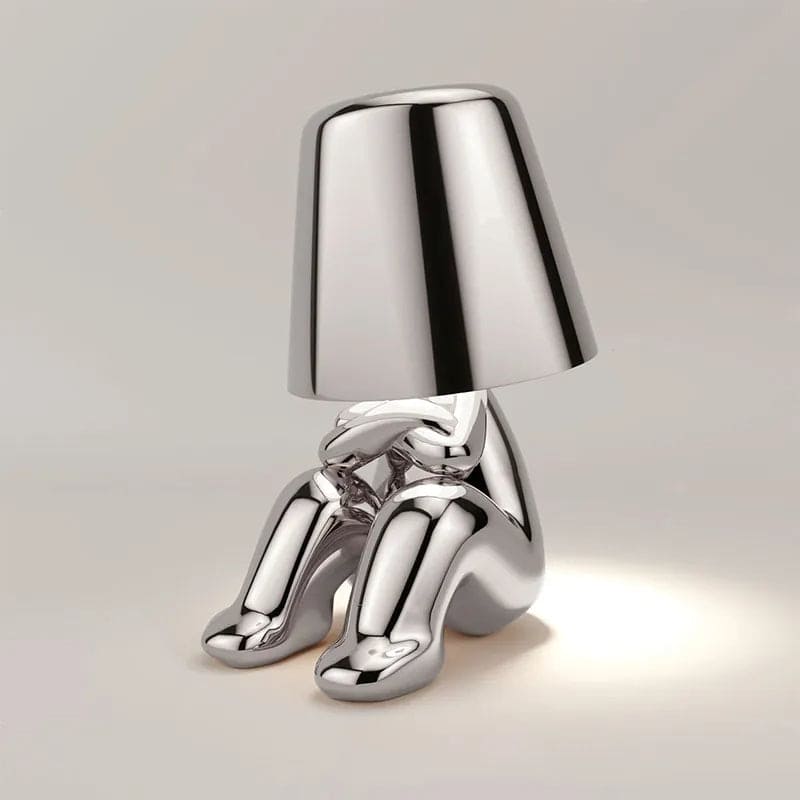 Nattbordlampe: liten dimbar LED-bordlampe med elegant lysdesign for hjemmet.