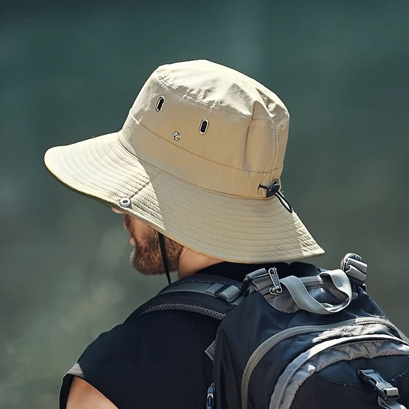 Pustende unisex solhatt med bred rand for fotturer og utendørs, gir utmerket solbeskyttelse.