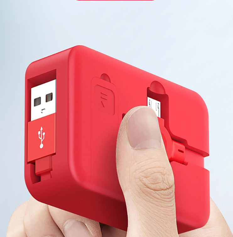 Bærbar 3-i-1 ladekabel med Micro-USB, USB-C og Lightning for mobil og nettbrett.