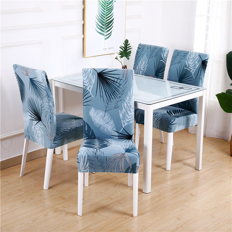 Elegant svart stoltrekk i polyester for moderne spisestueinnredning.