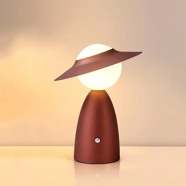 Bærbar LED bordlampe, USB oppladbar for fleksibel plassering. Perfekt for lesing og interiør.