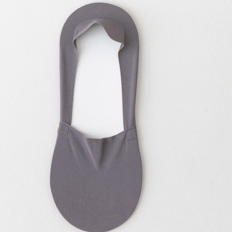 "Usynlige antiskli sokker for kvinner, svart, elegant design, pustende materiale, perfekte for pumps og joggesko."