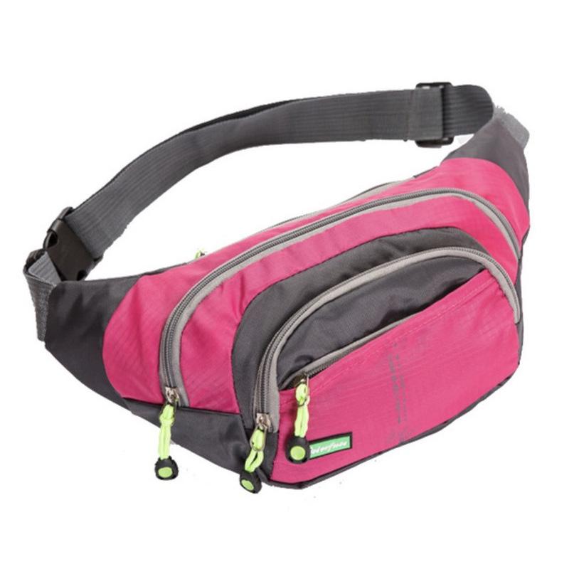 "Vanntett multifunksjonell midje bag i svart nylon, justerbart belte, flere rom, ideell for utendørsaktiviteter."